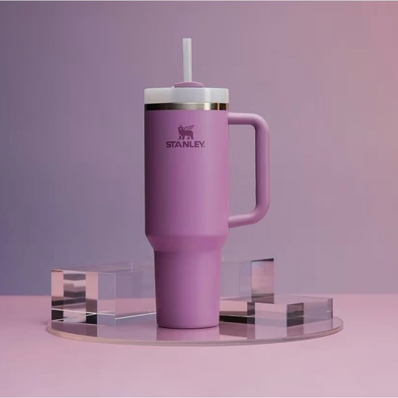 Stanley Quencher H2.0 Tumbler| 40 oz | Lilac | Insulated Stainless Steel - Picture 5 of 6